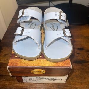 Footmate tide sandals